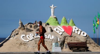 Río de Janeiro se confía y reabre las playas al público con el coronavirus al acecho