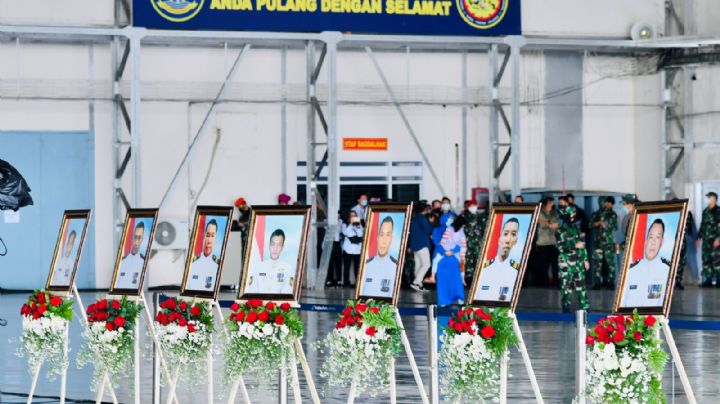 Indonesia rescatará los restos del submarino hundido en el fondo del mar