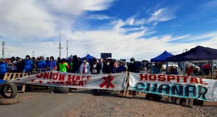 Tensión: ordenan desalojar los piquetes del personal de Salud en Neuquén