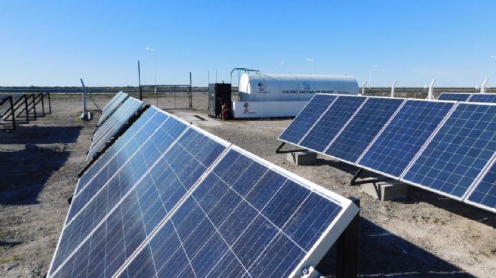 Energías limpias en Chubut: ponen en marcha el primer parque solar del Complejo de Puerto Lobos