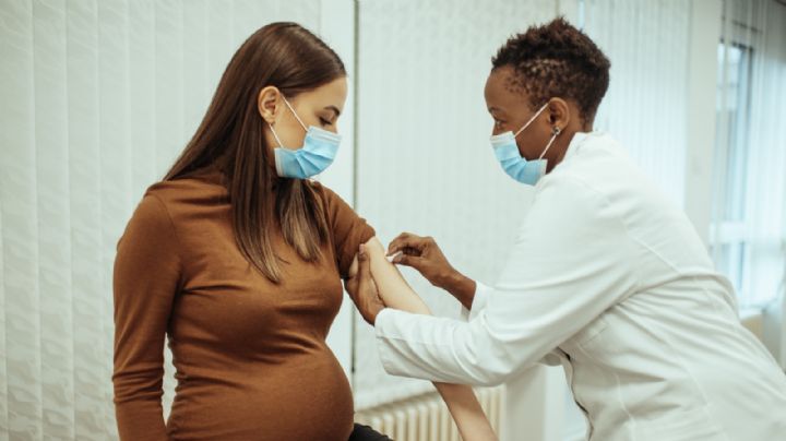 Vacunación contra el coronavirus en embarazadas: qué dice la OMS y qué estudios hay al respecto