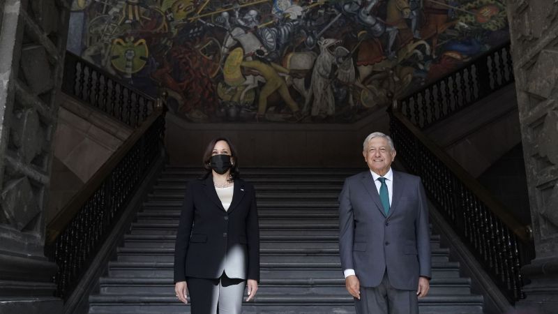 Reunión histórica: Kamala Harris y López Obrador se encuentran en México