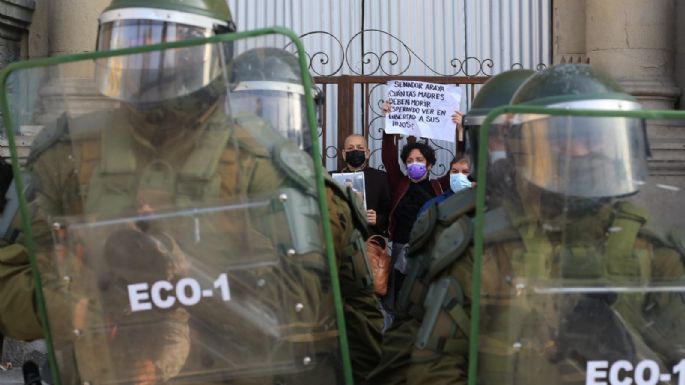 Constituyente de Chile reanuda sesiones tras la liberación de los convencionales detenidos