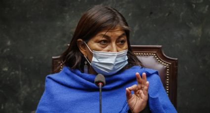 Acusan a la presidenta de la Convención Constitucional de Chile de “pavimentar la tiranía”