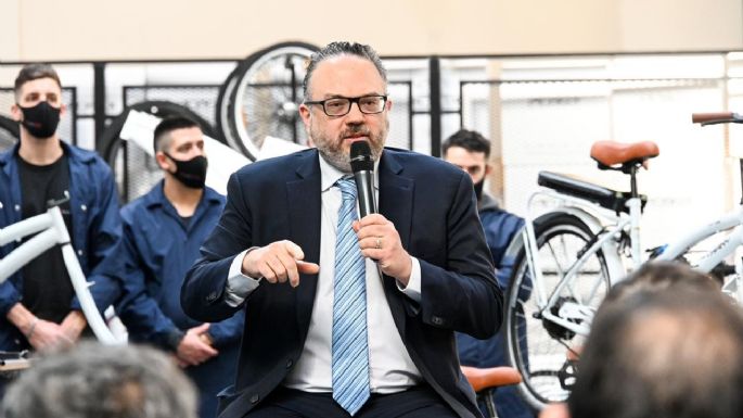 Matías Kulfas lanzó un plan de promoción de bicicletas eléctricas