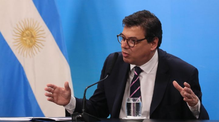 Para el ministro de Trabajo, Claudio Moroni, “los salarios no perdieron contra la inflación” en 2021