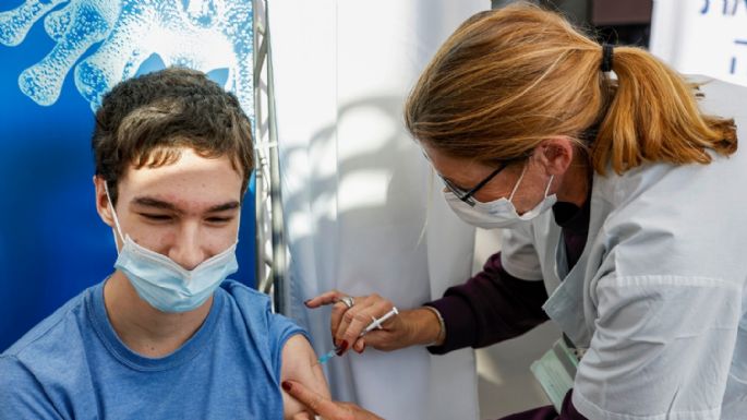 Sinopharm es candidata para continuar la vacunación en menores de edad