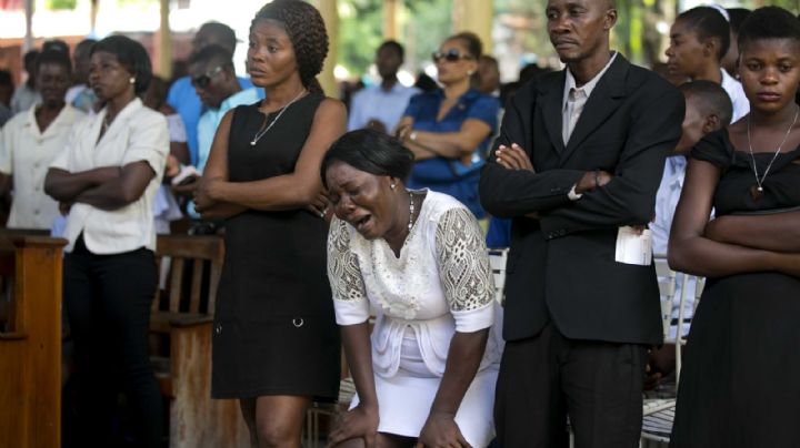 Comienzan los actos fúnebres en Haití: cientos de personas despiden a las víctimas de terremoto