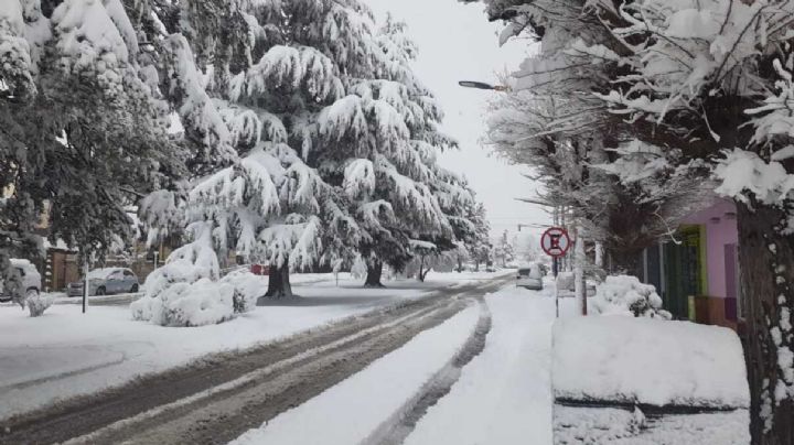 Ingreso de aire polar en la cordillera: persisten la nieve y el viento intenso