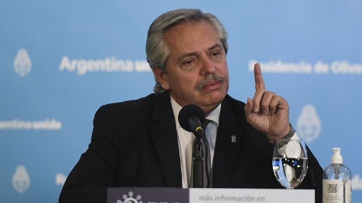 La oposición insiste con el “adoctrinamiento” y critica a Alberto Fernández por avalar a la docente