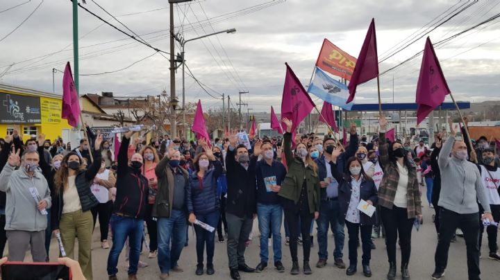 El Frente de Todos recorrió junto con Oscar Parrilli el oeste de la ciudad