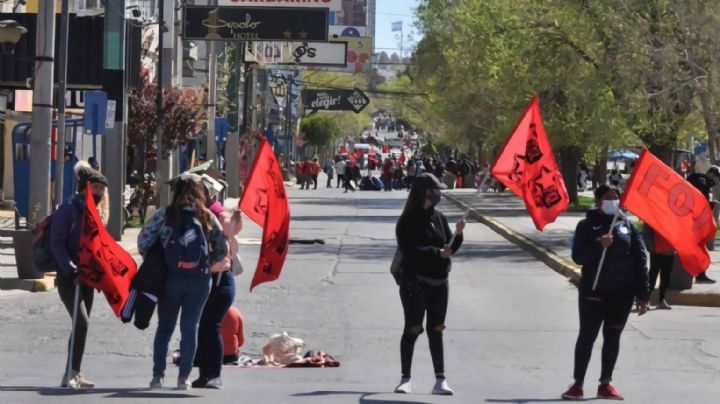 Organizaciones sociales vuelven a bloquear la avenida Argentina