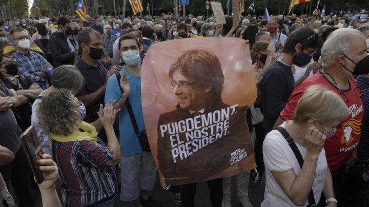 Tensión en España por la detención del líder independentista catalán Carles Puigdemont en Italia