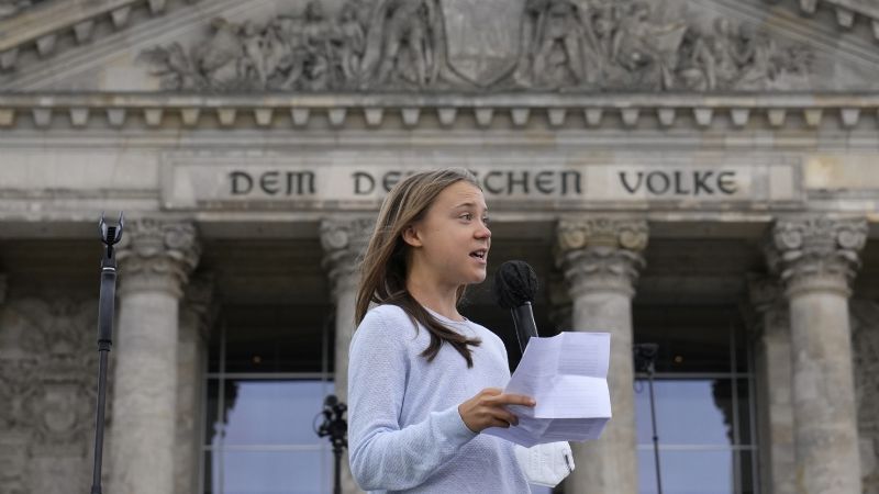 Greta Thunberg lideró las protestas climáticas frente al Parlamento de Alemania