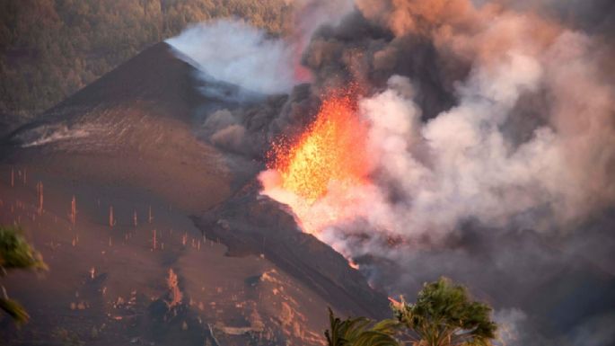 La lava del volcán de La Palma ya ganó más de 17 hectáreas al mar: increíbles imágenes