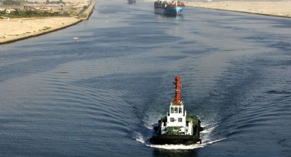 Por segunda vez en el año, un buque encalló en el canal de Suez