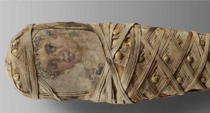 Insólito hallazgo debajo de los vendajes de una momia infantil de Egipto de hace unos 2 mil años
