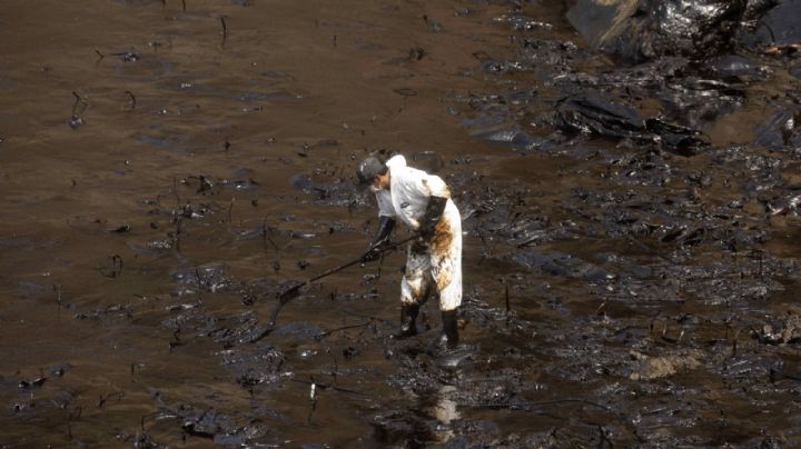 El oscuro panorama de Perú tras el derrame de petróleo: un desastre ambiental y económico