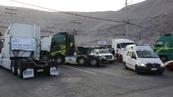 Camioneros paralizan el norte de Chile en protesta contra la delincuencia y la inmigración