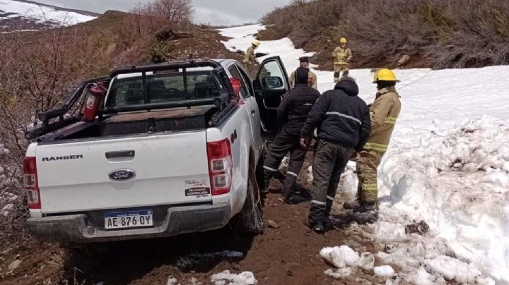 Rescataron a dos personas en el límite con Chile