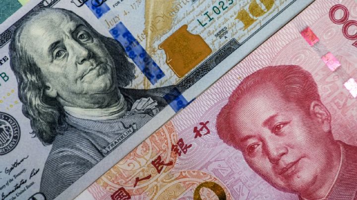 El yuan alcanzó su valor más bajo en 15 años tras la reelección de Xi Jinping