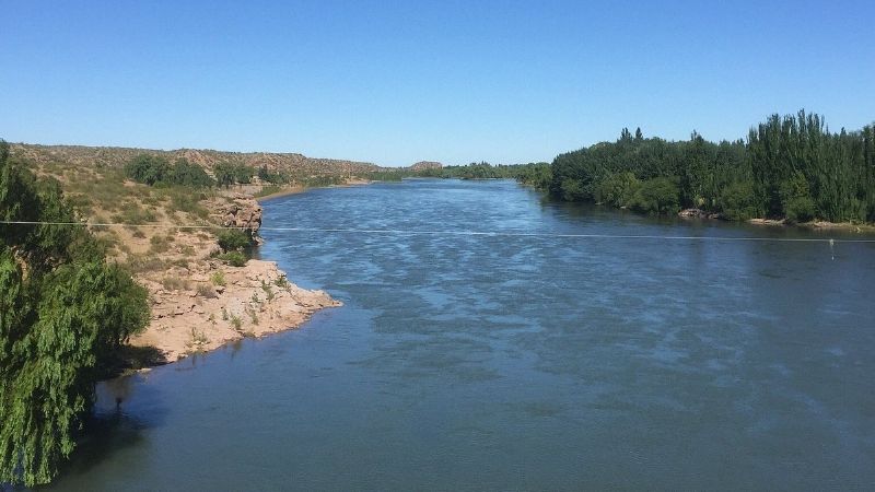 Hallaron un cuerpo en General Roca: podría ser del hombre que desapareció en Cipolletti