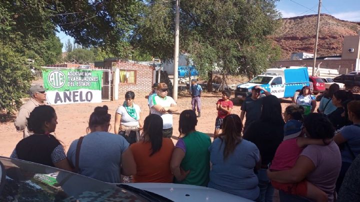 Municipales de Añelo tomaron el corralón y advierten que los quieren desalojar