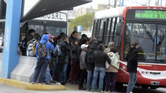 Dos empresas se adjudicaron el nuevo transporte público en Neuquén capital