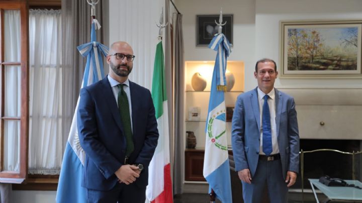 Omar Gutiérrez se reunió con el cónsul general de Italia, Samuele Fazzi