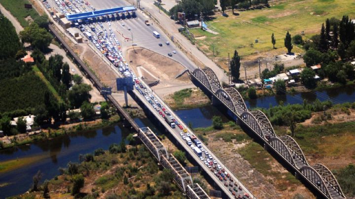 El Frente Darío Santillán cortó el puente carretero de Cipolletti Neuquén