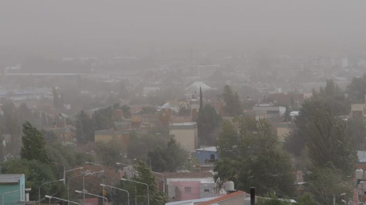 Clima en Neuquén: viernes con viento moderado y algunas ráfagas fuertes