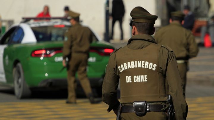 Detuvieron a dos carabineros en el sur de Chile por tráfico de municiones