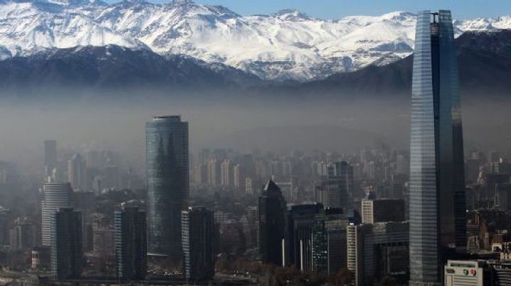 La Región Metropolitana de Chile tuvo que emitir su primera preemergencia ambiental del año
