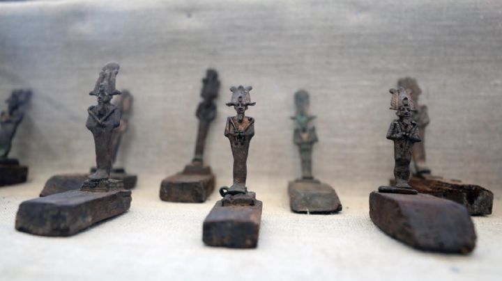 Inédito hallazgo en Egipto: encontraron el primer escondite de estatuas de bronce del Período Tardío
