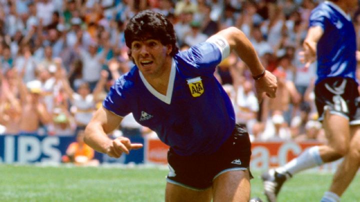 Precio millonario y récord: se subastó la camiseta de Diego Maradona