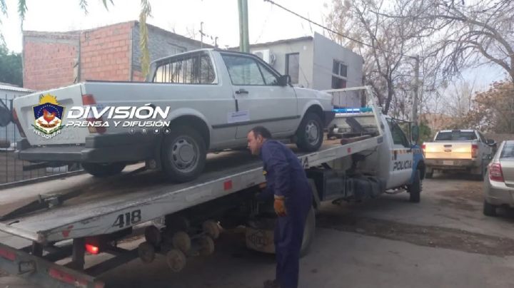 Abandonaron una camioneta robada en el barrio Belgrano