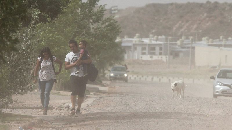 Alertan por el fuerte viento en Zapala con ráfagas que podrían llegar a los 116 km/h