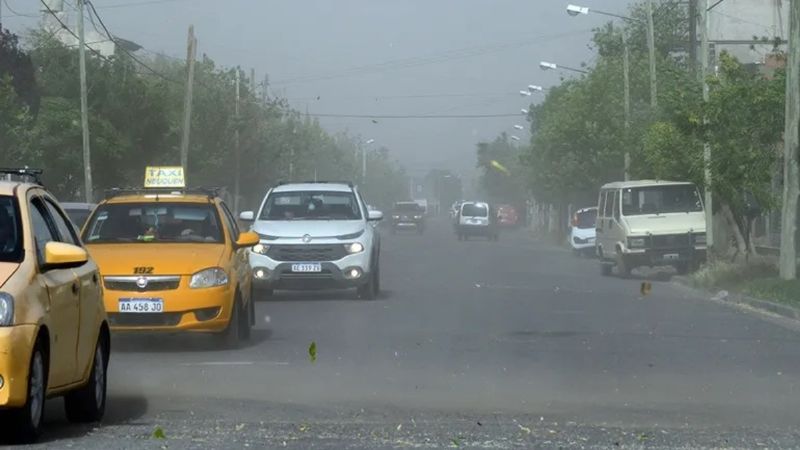 Clima en Neuquén: continúan las ráfagas fuertes y lluvias moderadas