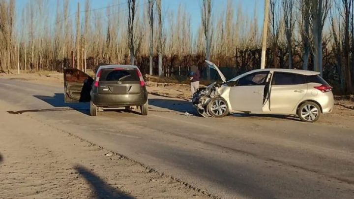 Cipolletti: choque entre dos autos en la Ruta Provincial 65