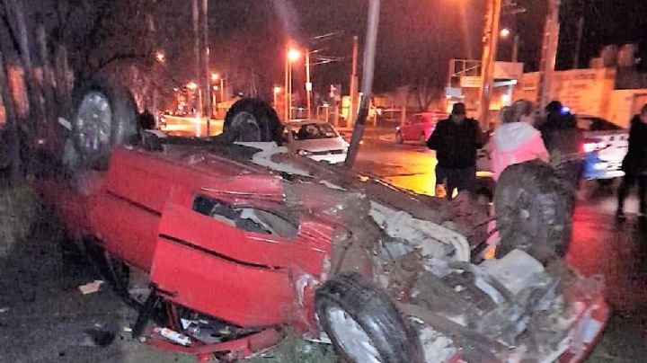 Siniestro vial: choque y vuelco en el barrio Belgrano