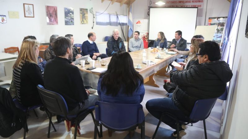Omar Gutiérrez se reunió con empresarios de Chos Malal