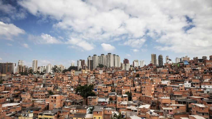 Los pobres en las metrópolis de Brasil ascienden a casi 20 millones, la cifra más alta en una década