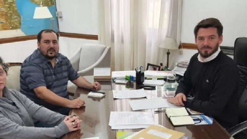 El Gobierno de Río Negro confirmó que el 21 cobran los $20.000 por indumentaria los estatales