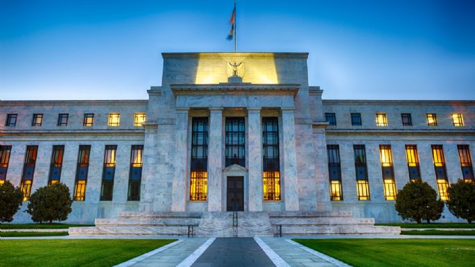 La Fed le hace frente a la inflación: elevó la tasa de interés en 75 puntos