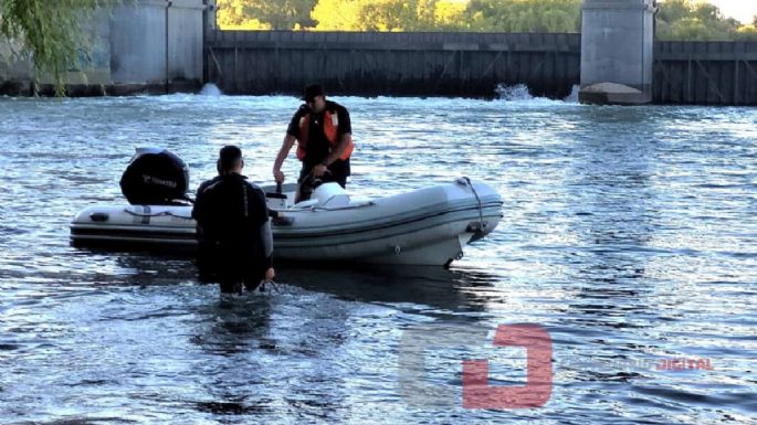 Buscan a dos jóvenes que se ahogaron en el río Neuquén, a la altura del Dique Ballester