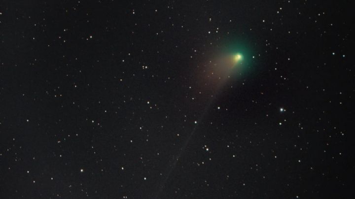 La vuelta al cielo de un cometa verde que no se ve desde la Edad de Piedra