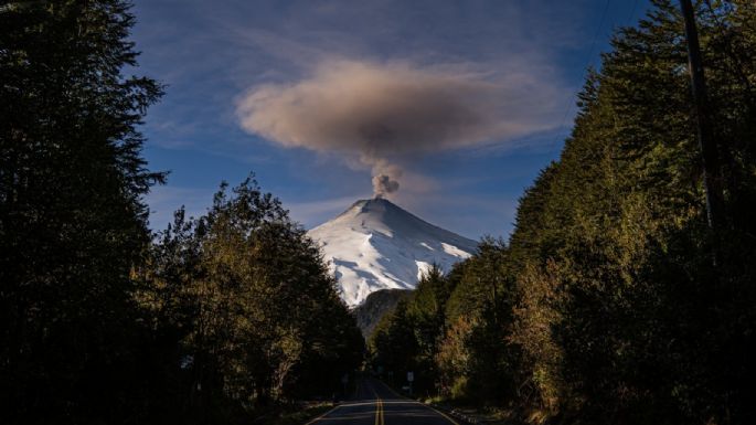 El volcán Villarrica se mantiene en una tensa calma