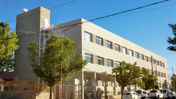 Reclaman por la falta de profesionales de salud en el hospital de Zapala