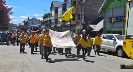 Trabajadores del Parque Nacional Lanín marcharon contra los despidos