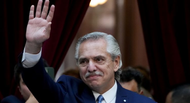 A seis días del cambio de gobierno, Alberto Fernández aceptó la renuncia de varios funcionarios